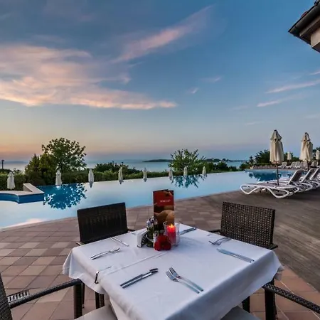 Marina Apartment